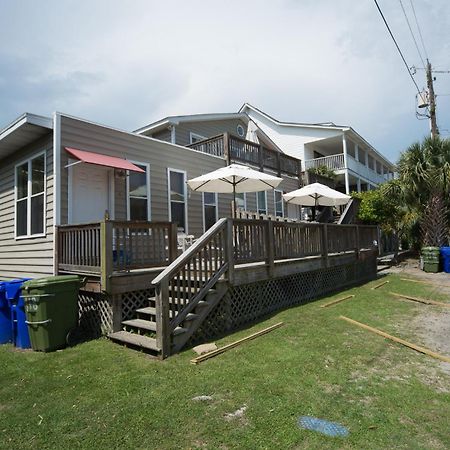 Salty Shack Unit C - Salty Shack - Dog Friendly Home - Across From The Beach - Central Location! Фоли Бич Номер фото
